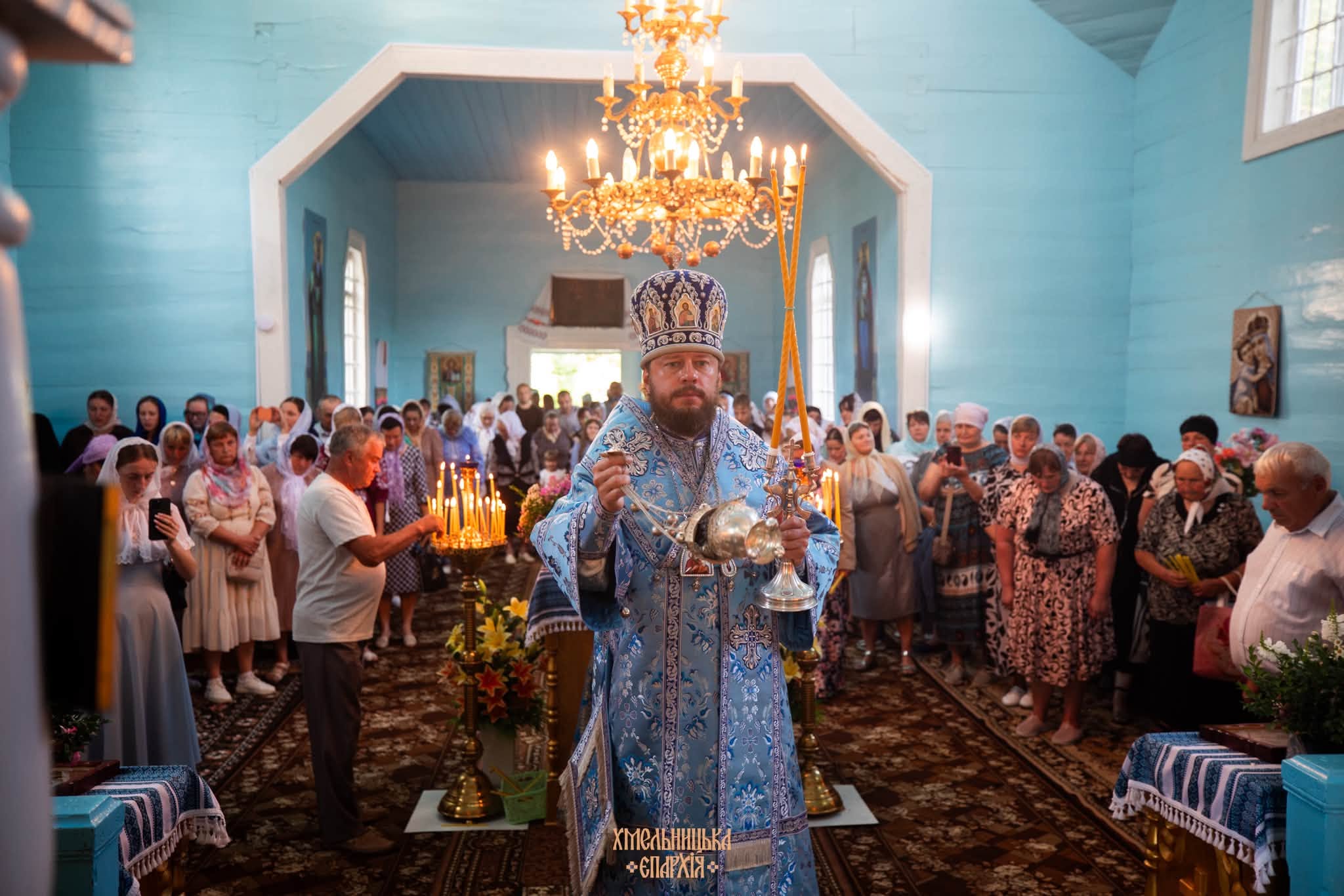 КЕРУЮЧИЙ ЄПАРХІЄЮ ЗВЕРШИВ БОЖЕСТВЕННУ ЛІТУРГІЮ У СВЯТО-ПОКРОВСЬКОМУ ХРАМІ С. ПИШКИ