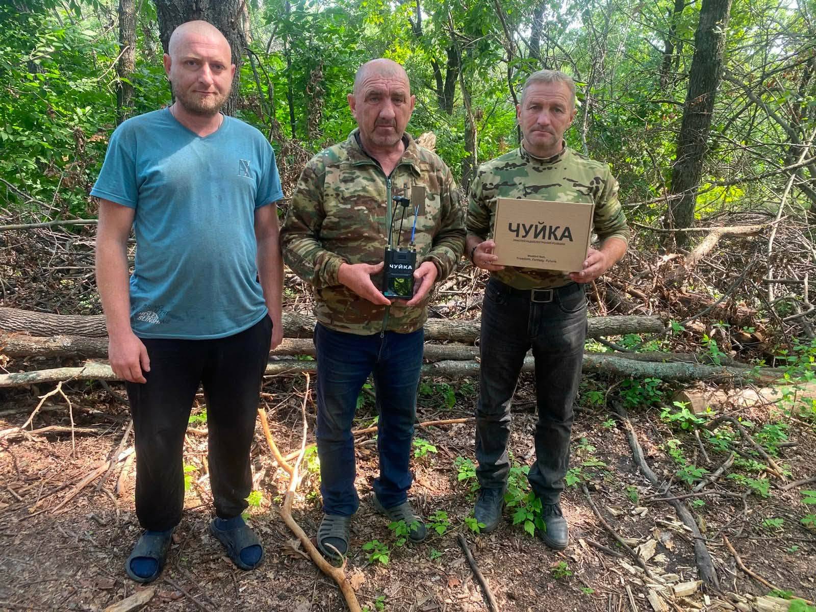 ЗАХИСНИКИ БАТЬКІВЩИНИ ПОДЯКУВАЛИ БЛАГОДІЙНИКАМ ЗА ДЕТЕКТОР ДРОНІВ