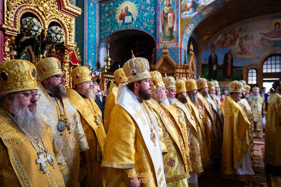 КЕРУЮЧИЙ ЄПАРХІЄЮ ВЗЯВ УЧАСТЬ У СВЯТКОВІЙ БОЖЕСТВЕННІЙ ЛІТУРГІЇ З НАГОДИ 12-ОЇ РІЧНИЦІ ІНТРОНІЗАЦІЇ БЛАЖЕННІШОГО МИТРОПОЛИТА КИЇВСЬКОГО І ВСІЄЇ УКРАЇНИ ОНУФРІЯ