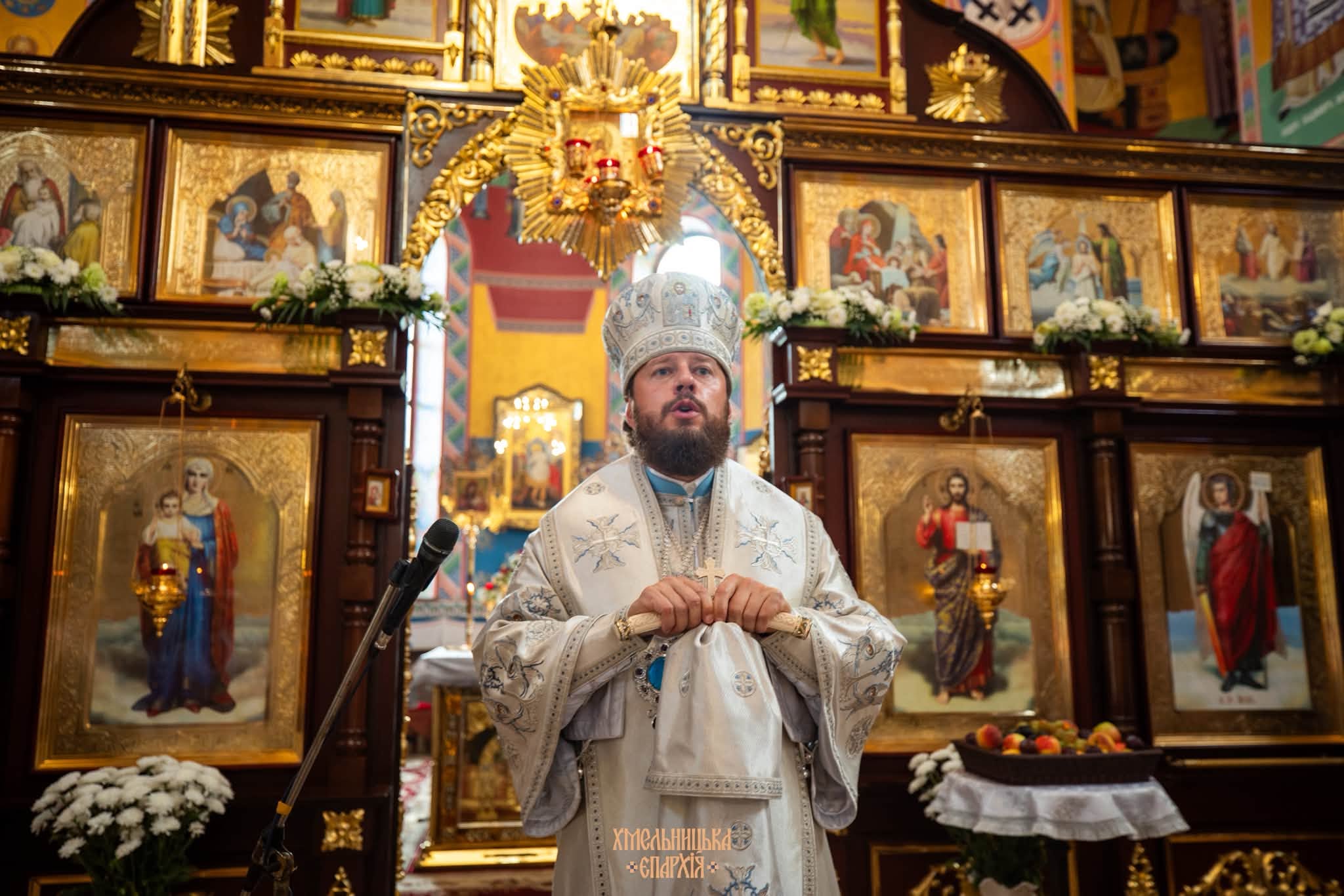 ГРАФІК ЗВЕРШЕННЯ БОГОСЛУЖІНЬ КЕРУЮЧИМ ХМЕЛЬНИЦЬКОЮ ЄПАРХІЄЮ