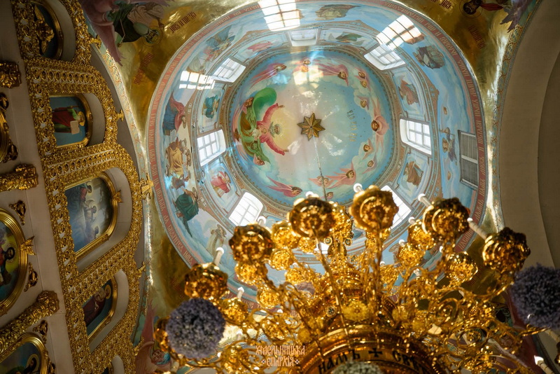 РОЗКЛАД БОГОСЛУЖІНЬ У СВЯТО-МИКОЛАЇВСЬКОМУ СОБОРІ М. ХМЕЛЬНИЦЬКОГО