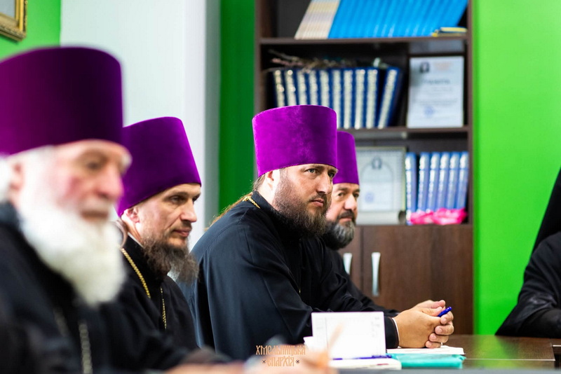ВІДБУЛОСЯ ЧЕРГОВЕ ЗАСІДАННЯ ЄПАРХІАЛЬНОЇ РАДИ ХМЕЛЬНИЦЬКОЇ ЄПАРХІЇ